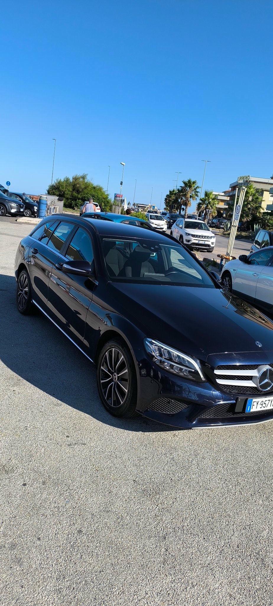 MERCEDES BENZ C-Class