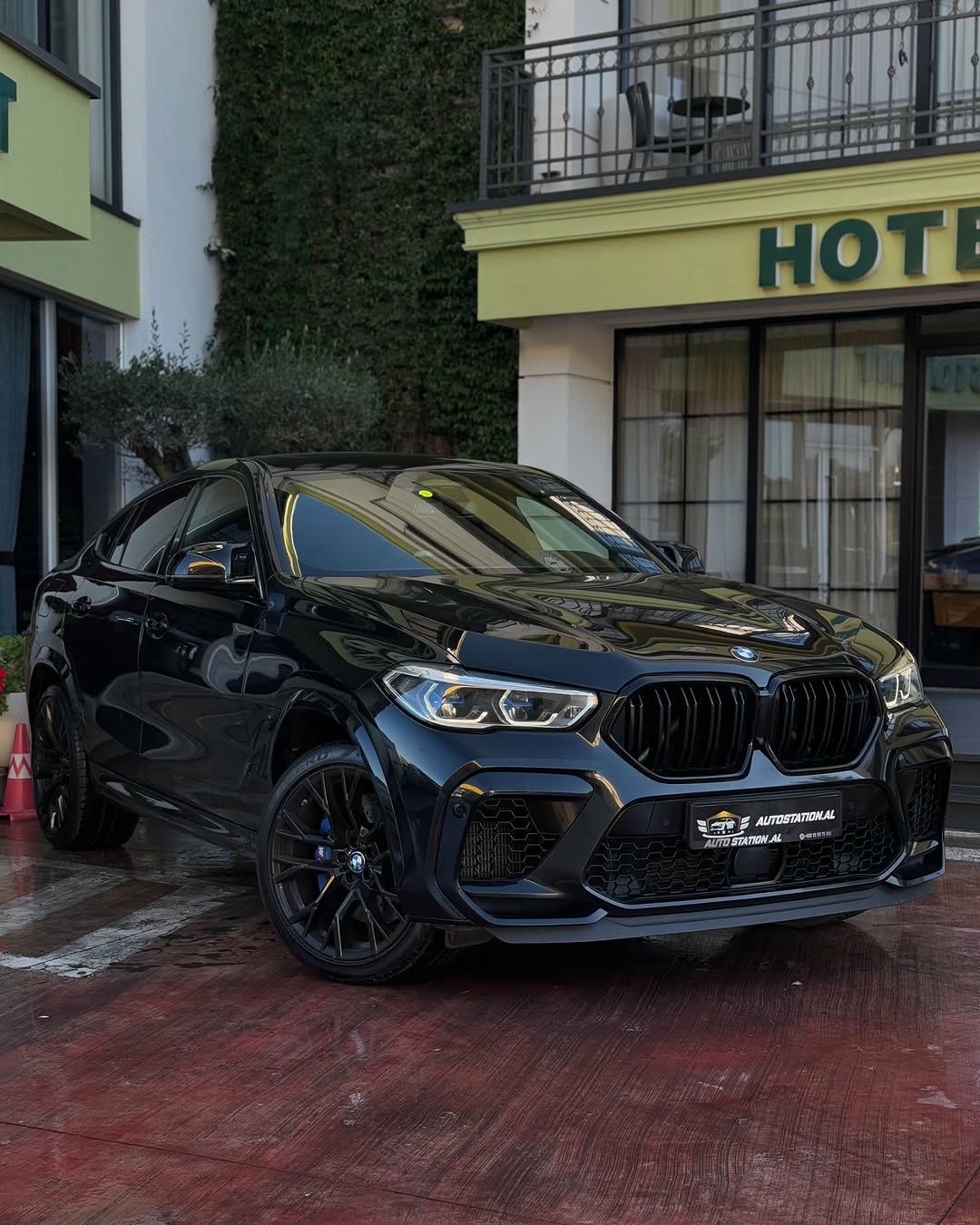 BMW X6M 2022 - foto 1