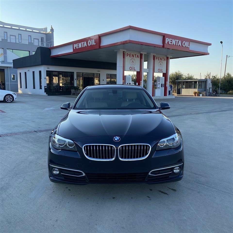 BMW 5 Series 2017 - foto 1
