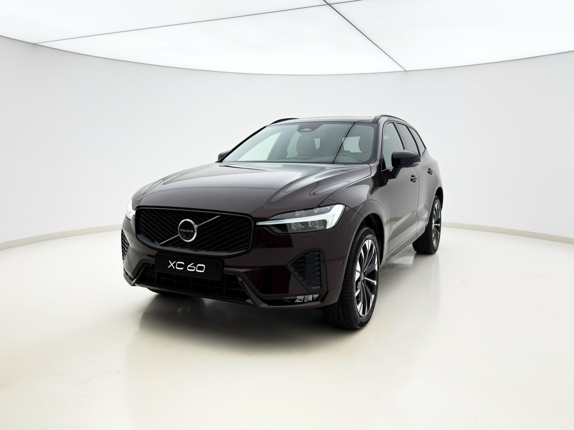 Volvo XC60 2025 - foto 1