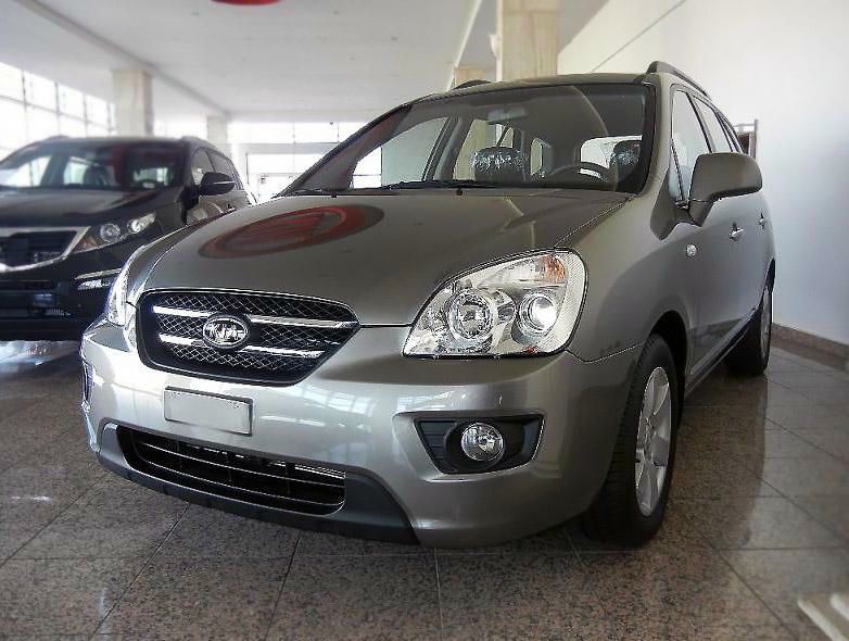 Kia Carens 2009 - foto 1