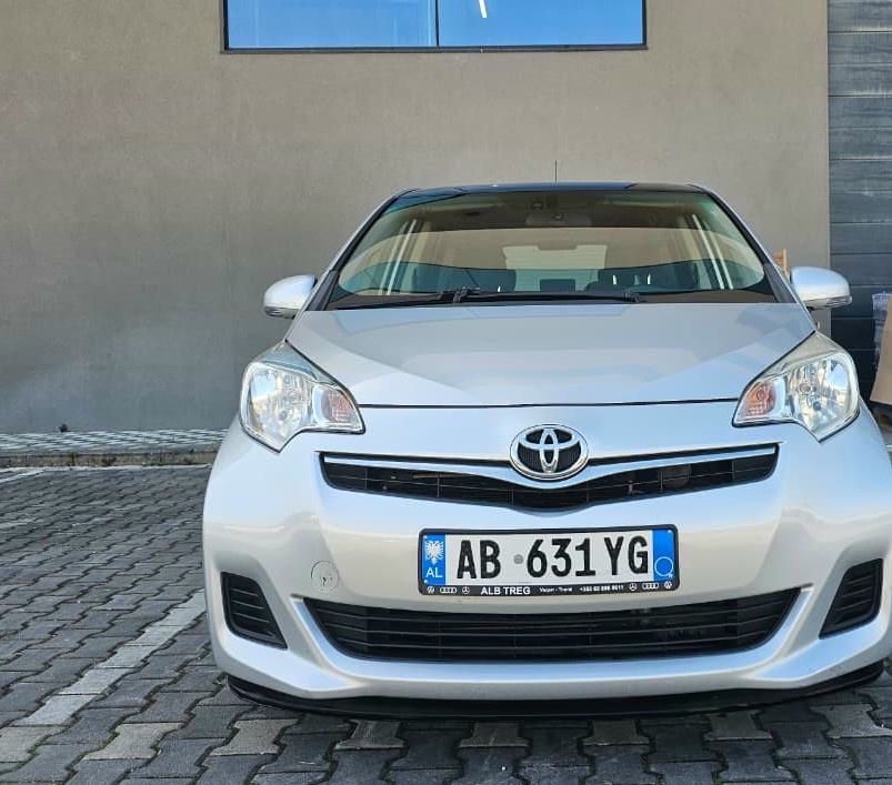 Toyota Verso 2013 - foto 1