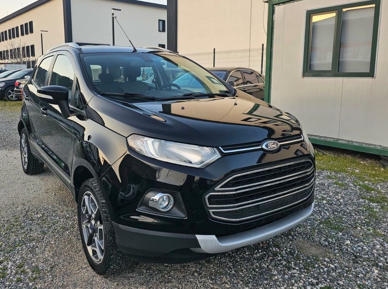 Ford EcoSport 2015 - foto 1