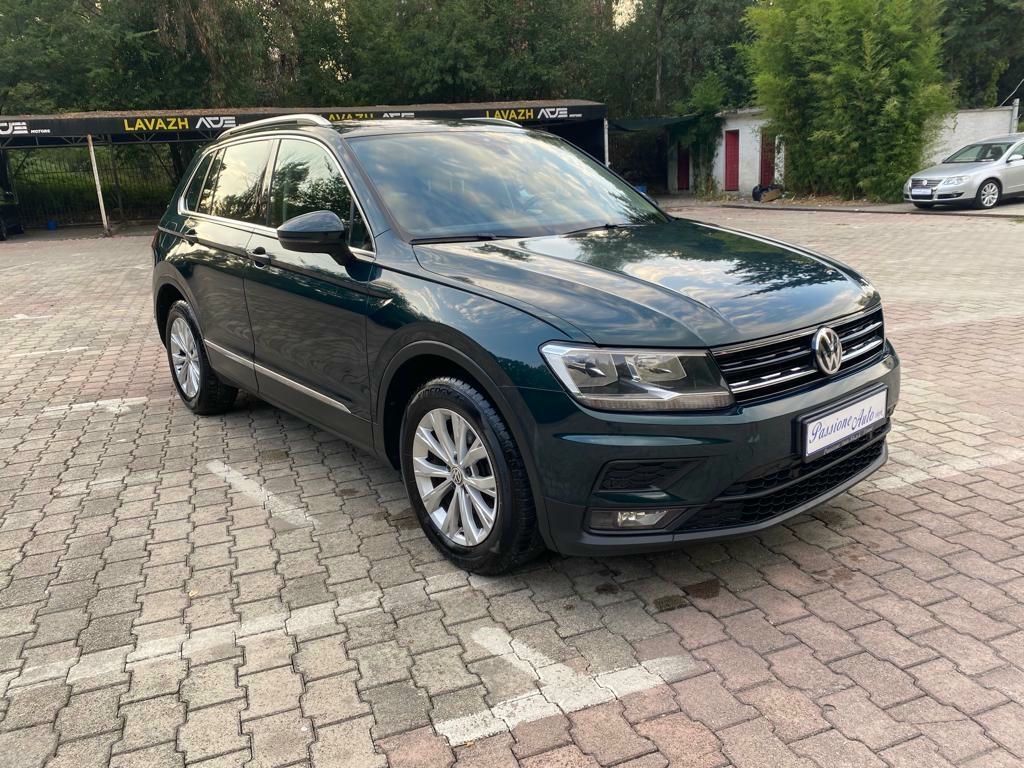 Volkswagen Tiguan 2018 - foto 1