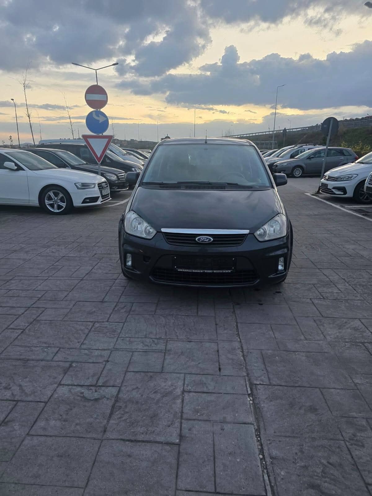 Ford C-Max 2009 - foto 1