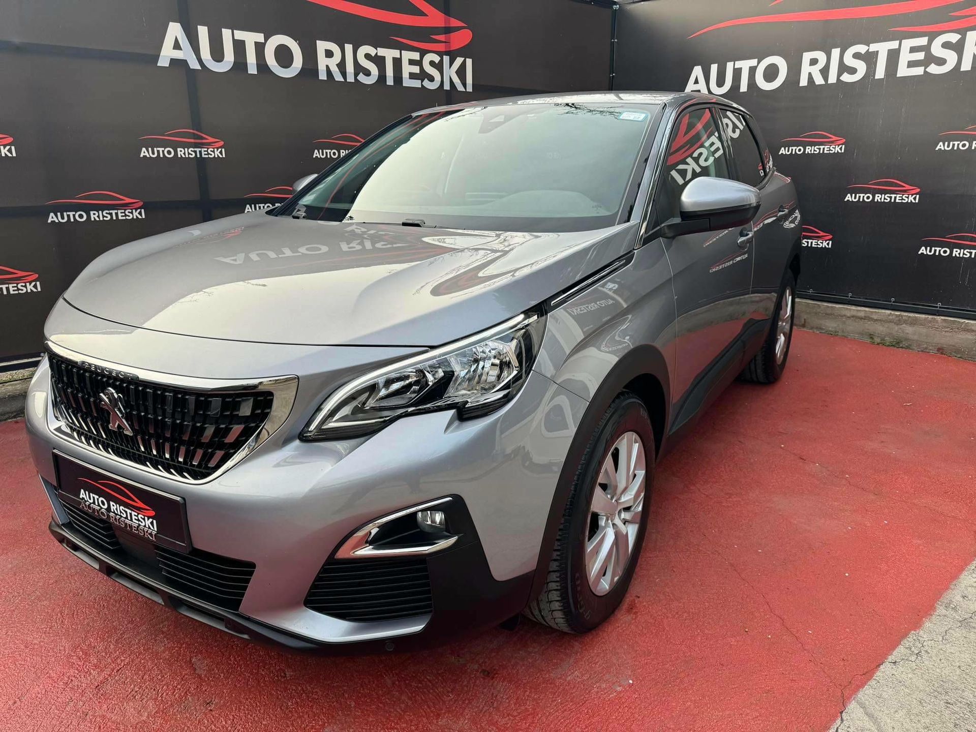 Peugeot 3008 2018 - foto 1