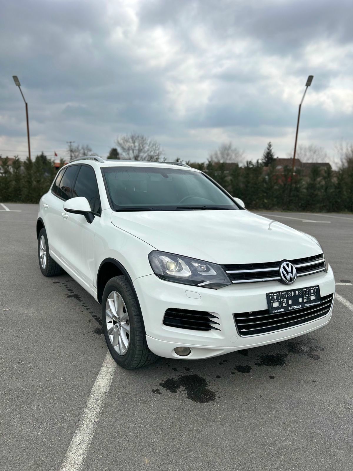 Volkswagen Touareg 2011 - foto 1