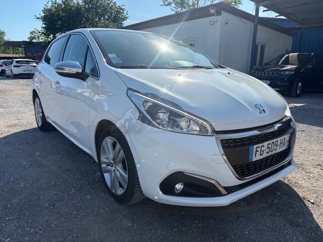 Peugeot 208 2019 - foto 1