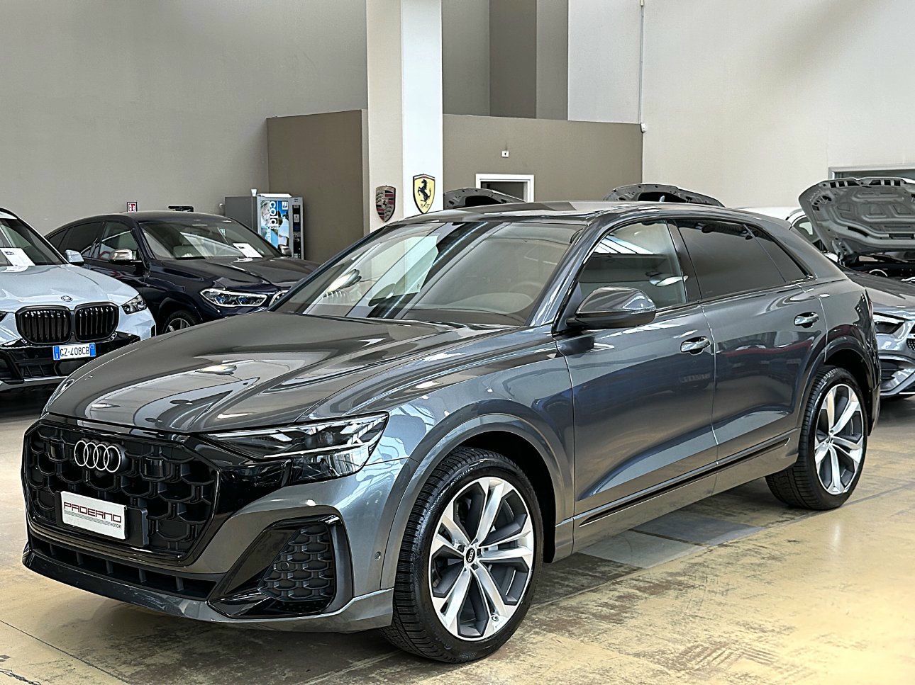 Audi Q8 2023 - foto 1