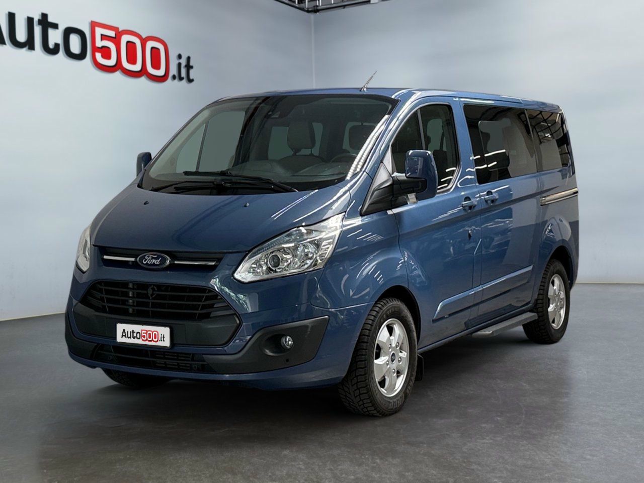 Ford Tourneo Custom 2015 - foto 1