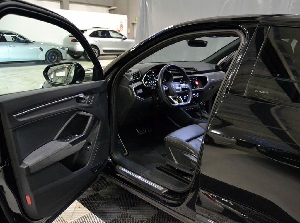 Audi Q3 2022 - foto 1