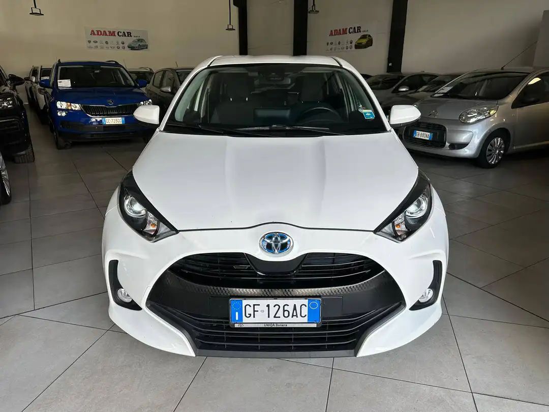 Toyota Yaris 2021 - foto 1