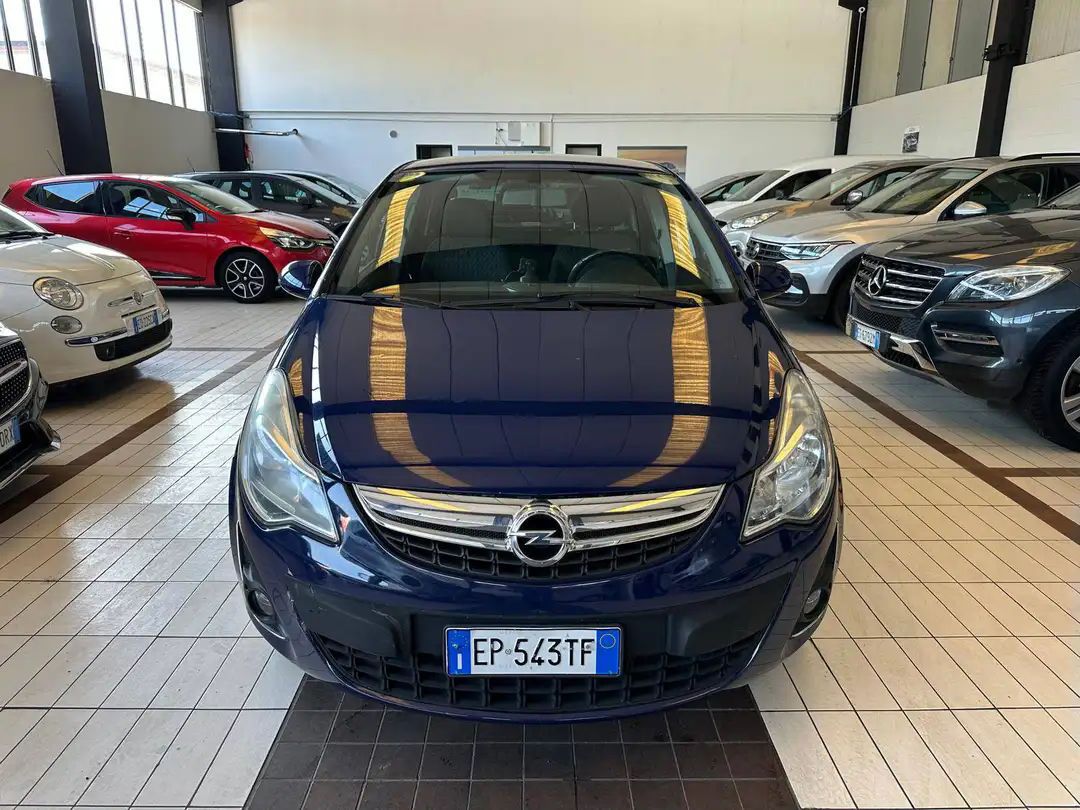 Opel Corsa 2013 - foto 1
