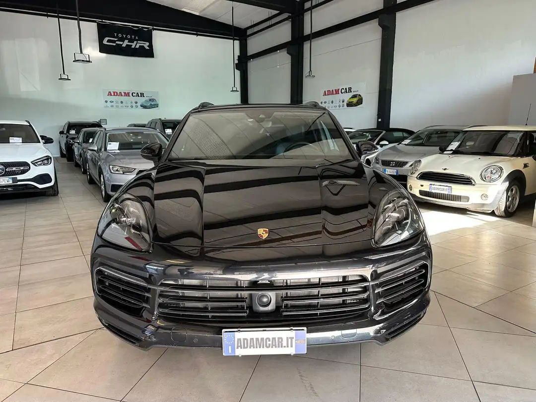 Porsche Cayenne 2019 - foto 1