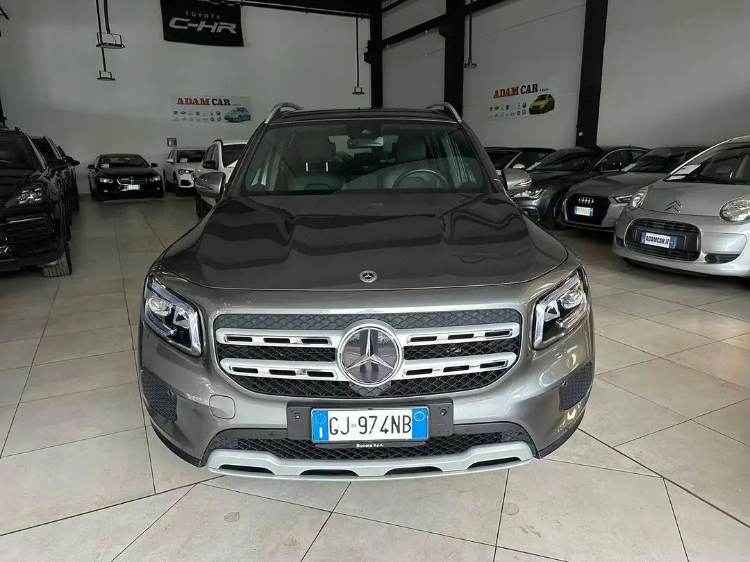 MERCEDES BENZ GLB 2022 - foto 1