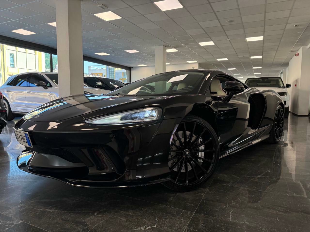 McLaren GT 2022 - foto 1