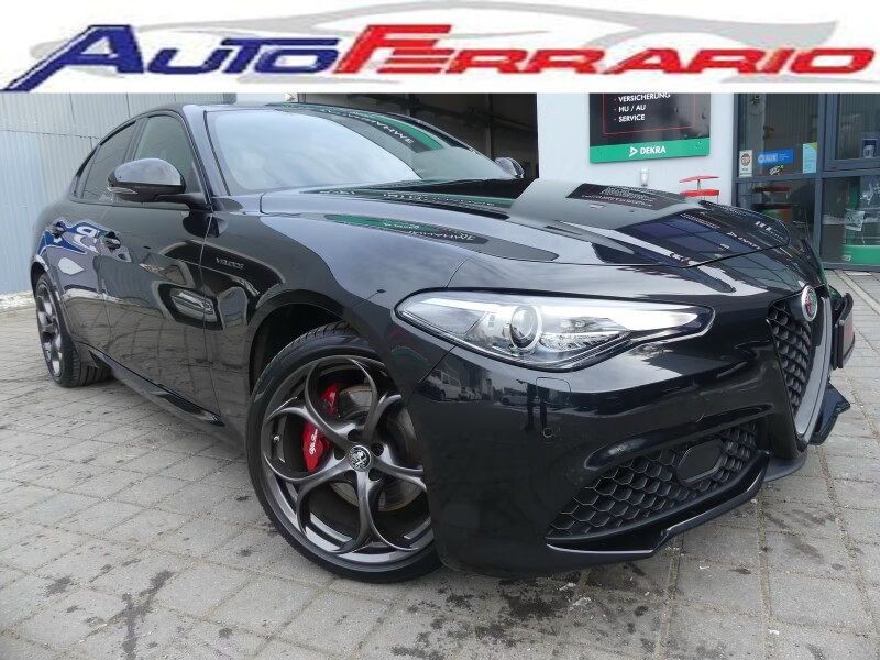 Alfa Romeo Giulia 2021 - foto 1