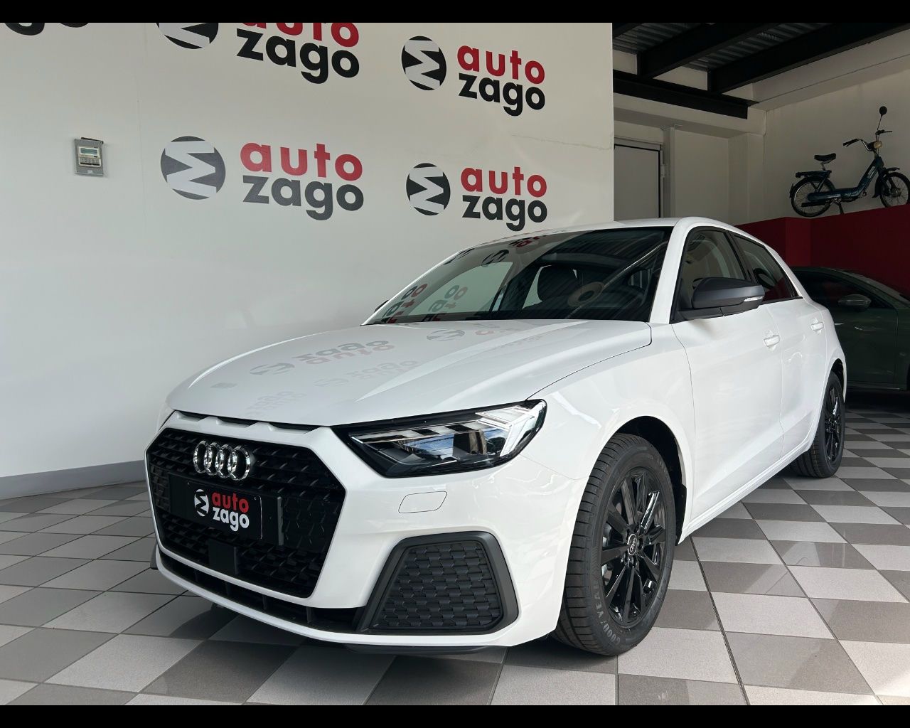 Audi A1 2025 - foto 1