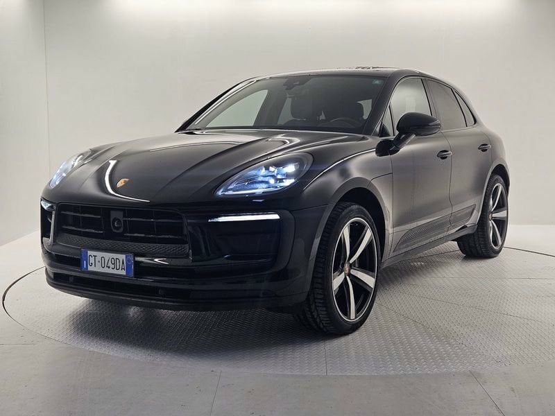 Porsche Macan 2024 - foto 1