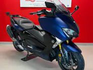 YAMAHA T Max 2018 - foto 1