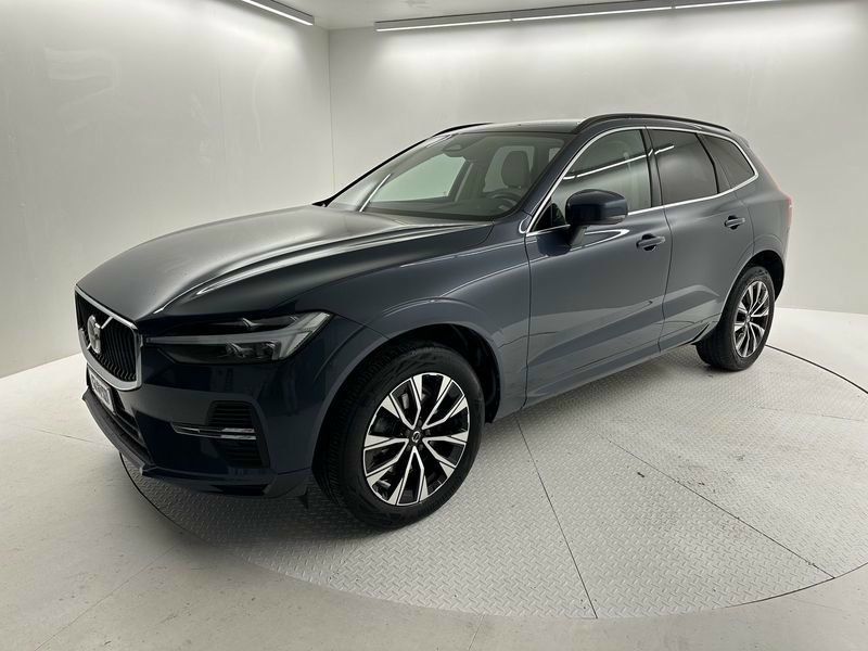 Volvo XC60 2022 - foto 1