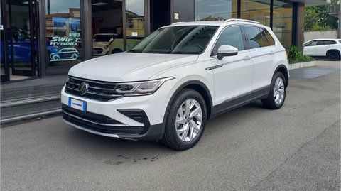 Volkswagen Tiguan 2021 - foto 1