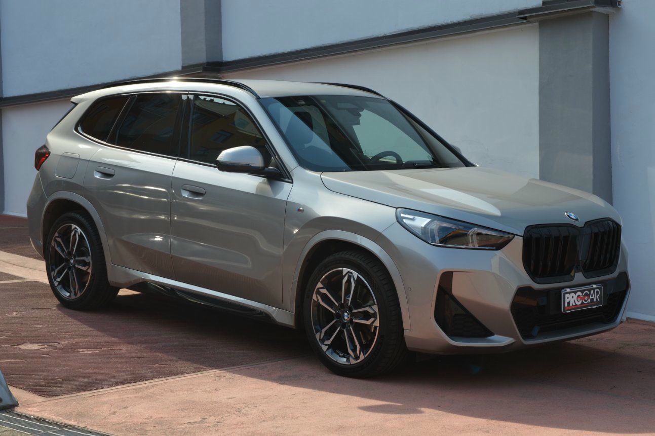 BMW X1 2023 - foto 1