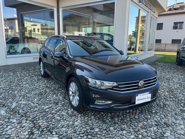 Volkswagen Passat Variant 2021 - foto 1
