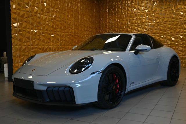 Porsche 911 2026 - foto 1