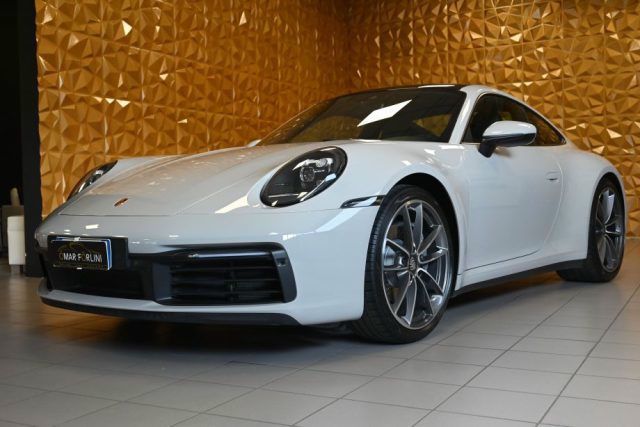 Porsche 911 2022 - foto 1