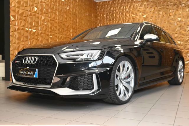 Audi RS4 2018 - foto 1