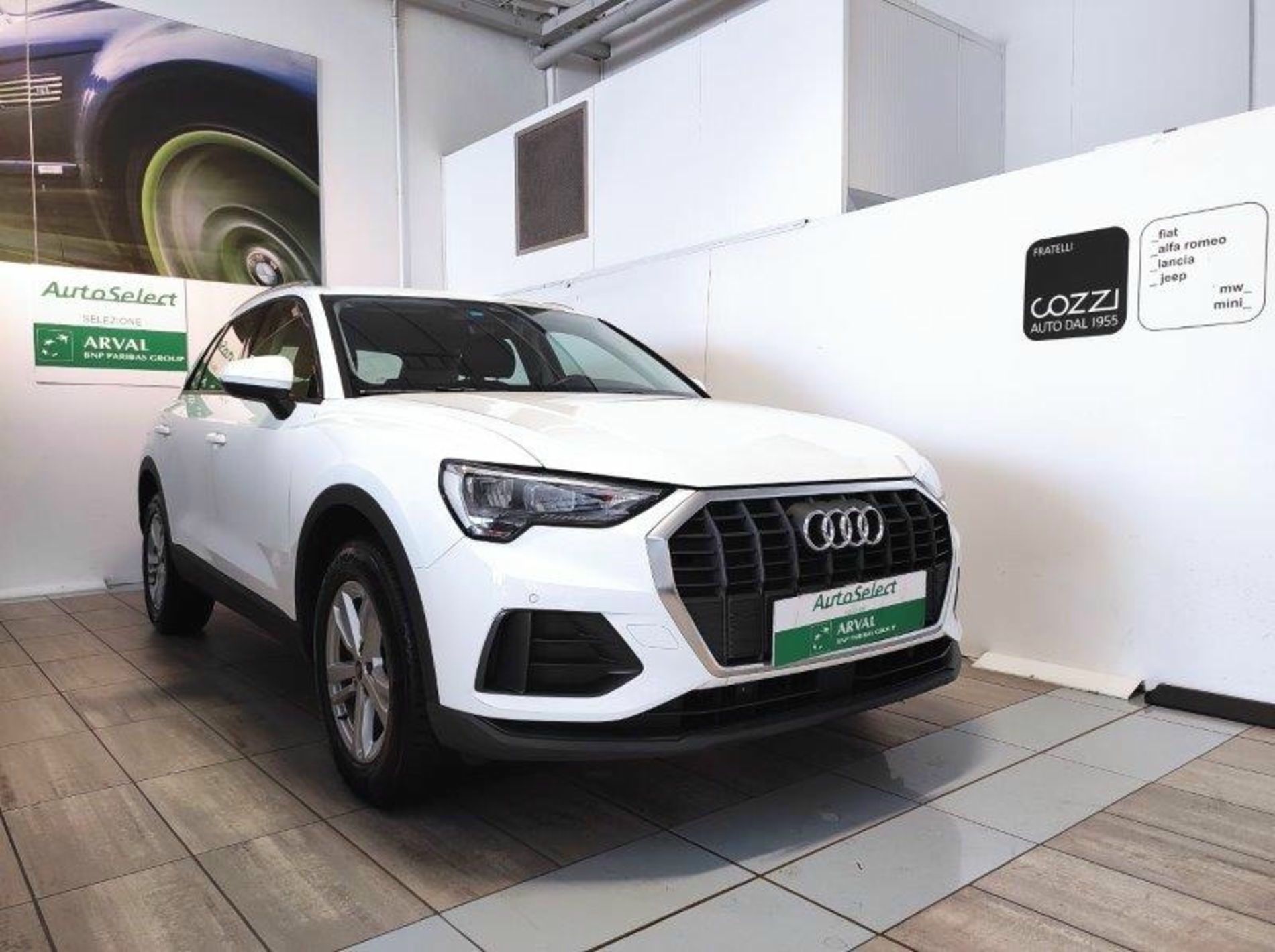 Audi Q3 2021 - foto 1