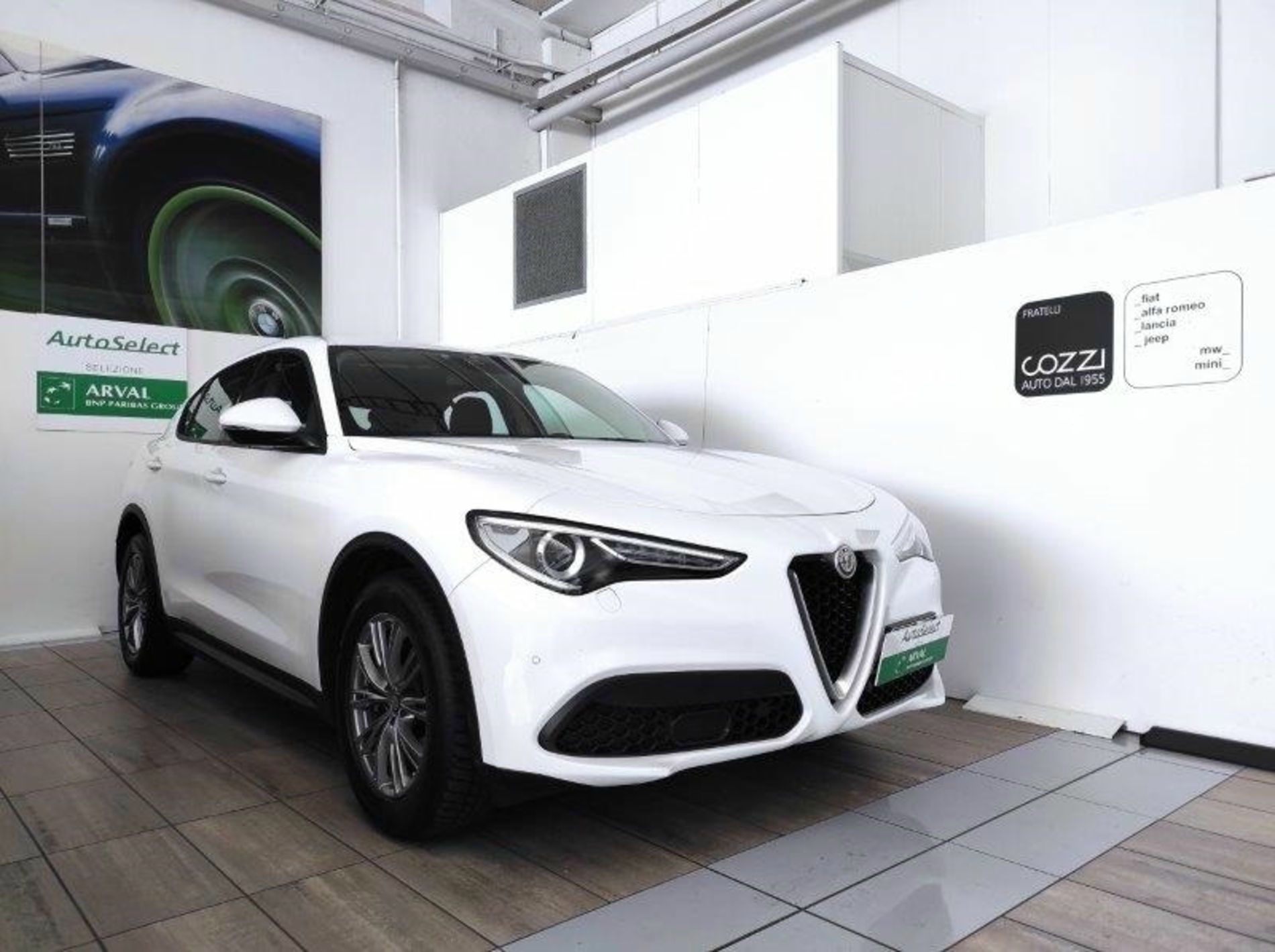 Alfa Romeo Stelvio 2021 - foto 1
