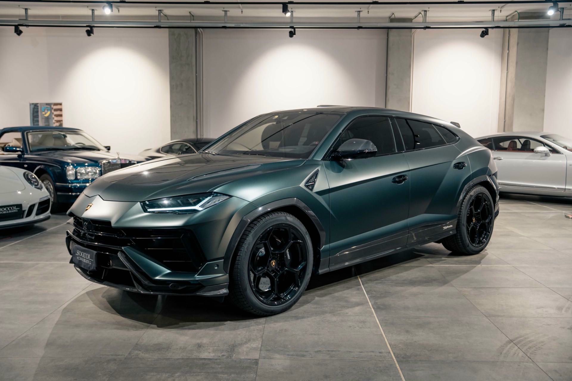 Lamborghini Urus 2025 - foto 1