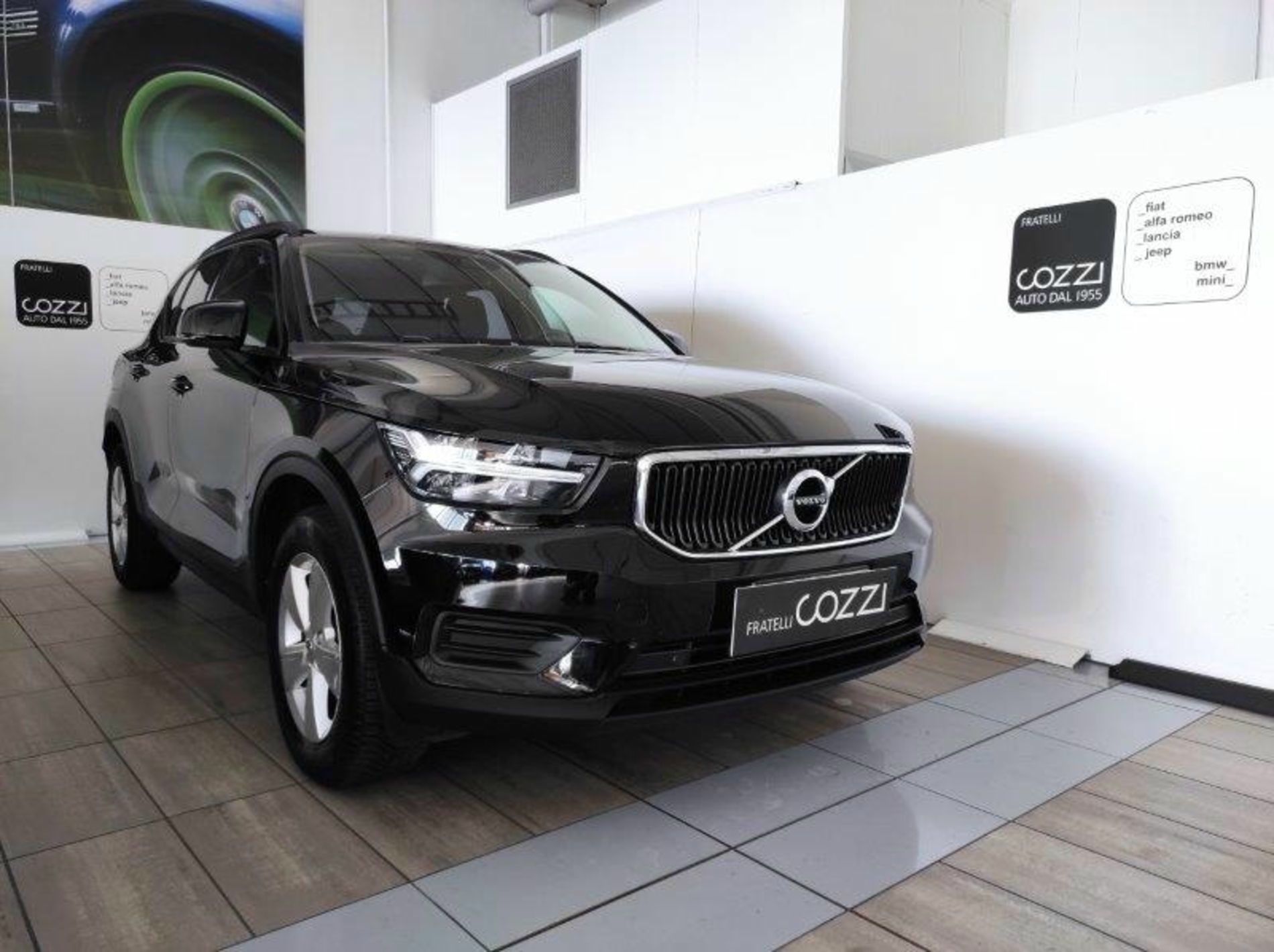 Volvo XC40 2020 - foto 1