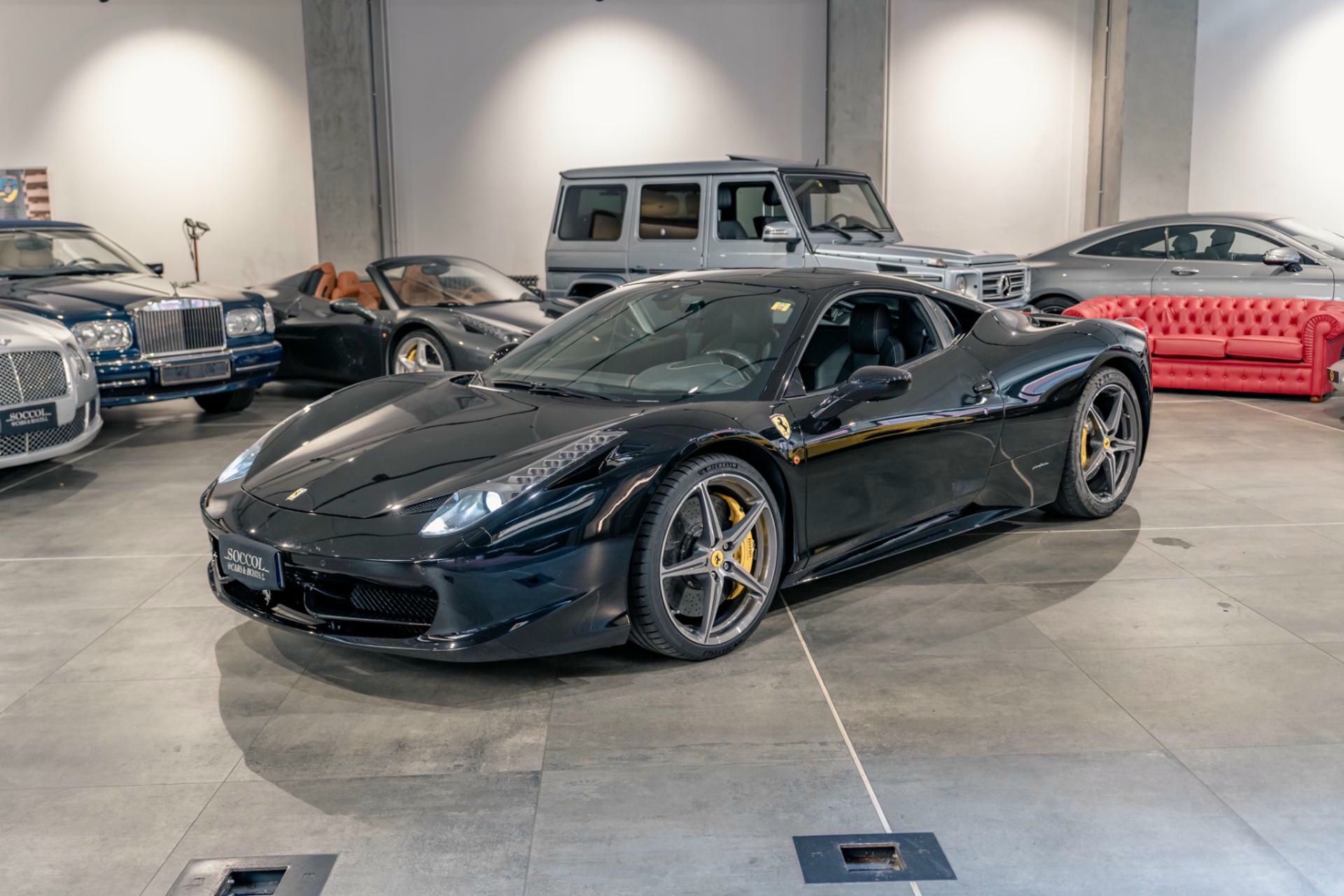Ferrari 458 2011 - foto 1