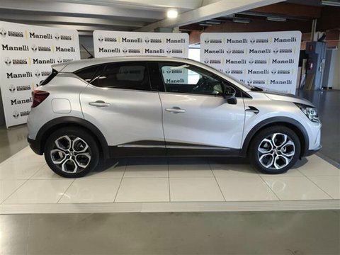 Renault Captur 2022 - foto 1