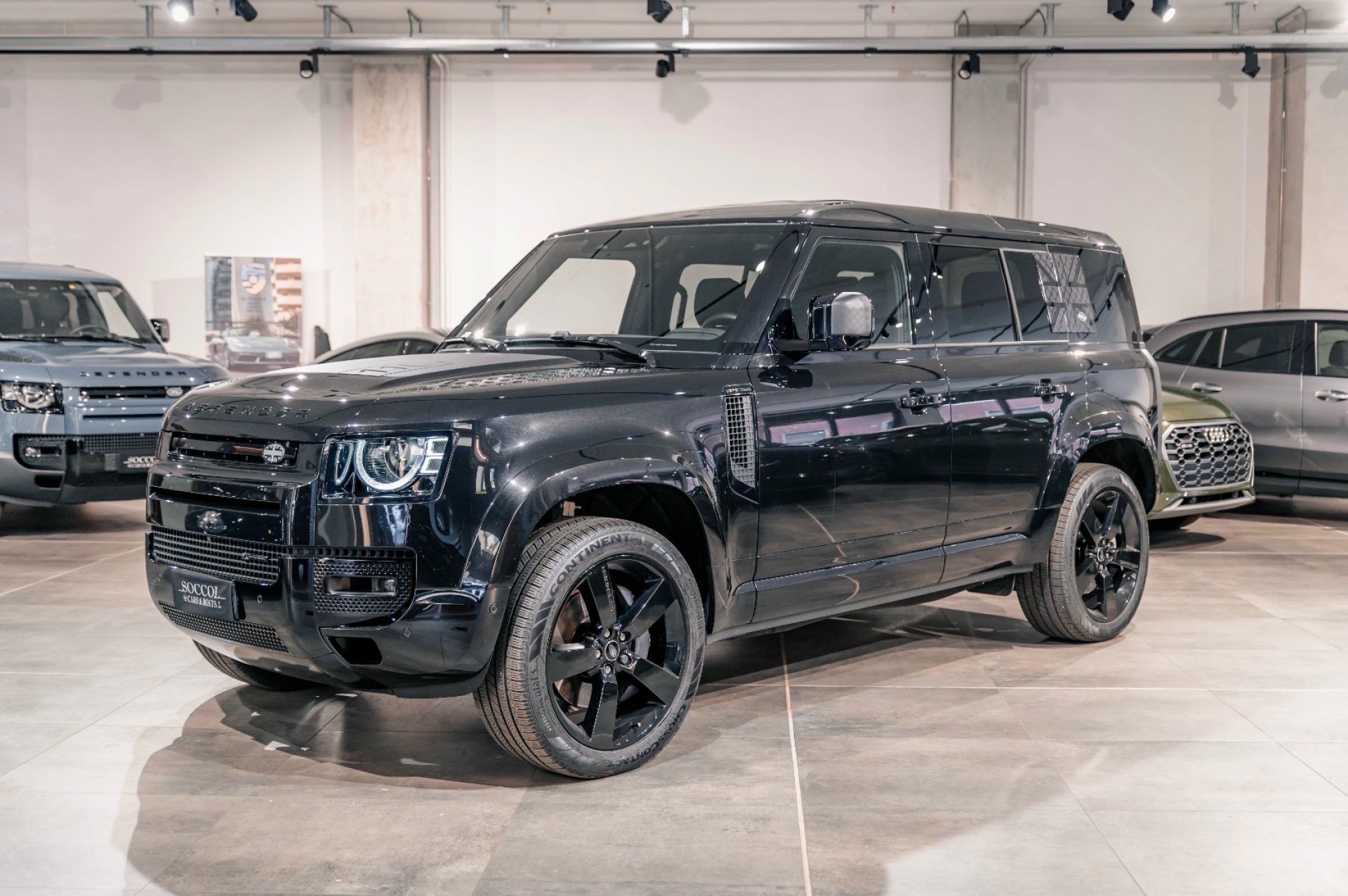 Land Rover Defender 2022 - foto 1