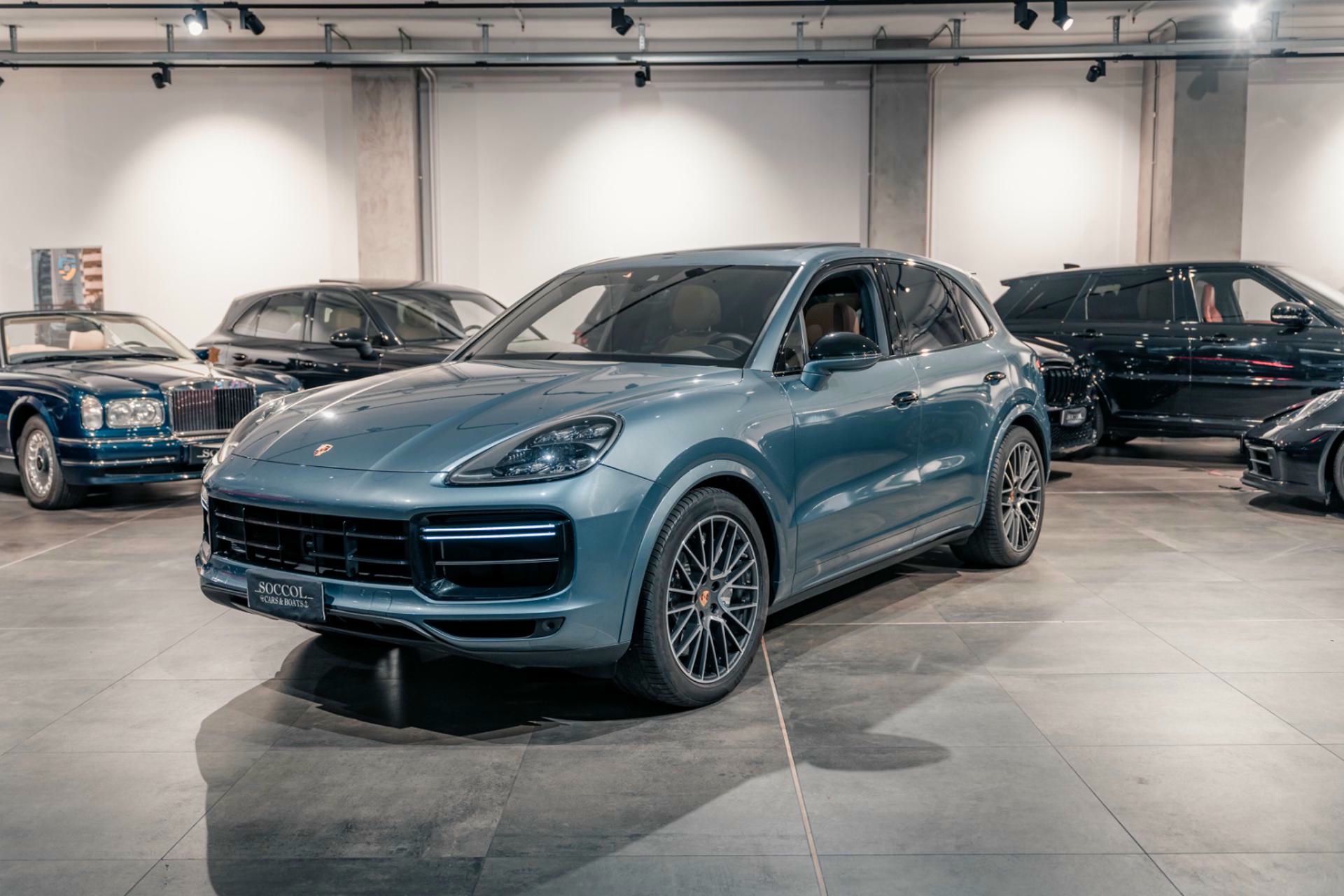 Porsche Cayenne 2018 - foto 1