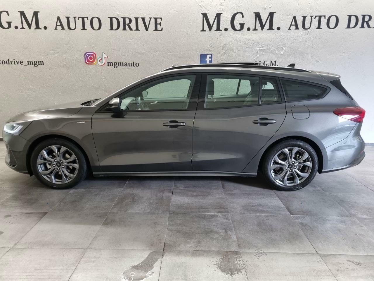 Ford Focus 2023 - foto 1