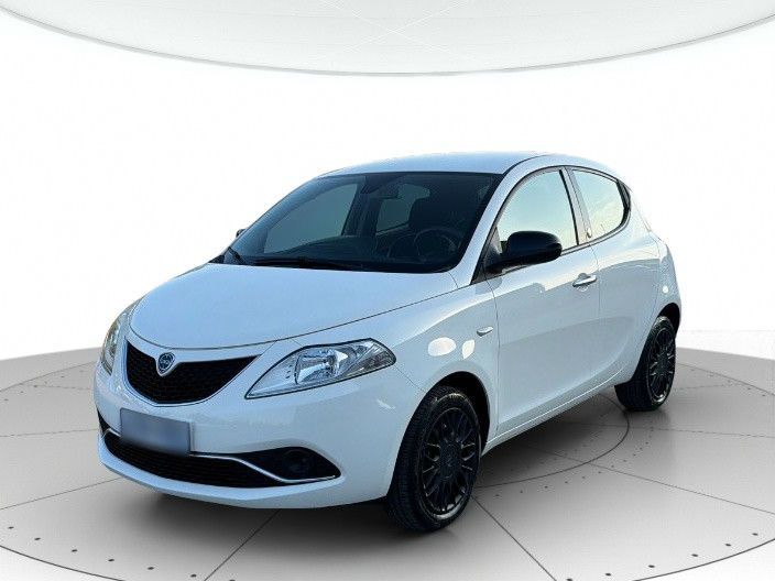 Lancia Ypsilon 2018 - foto 1