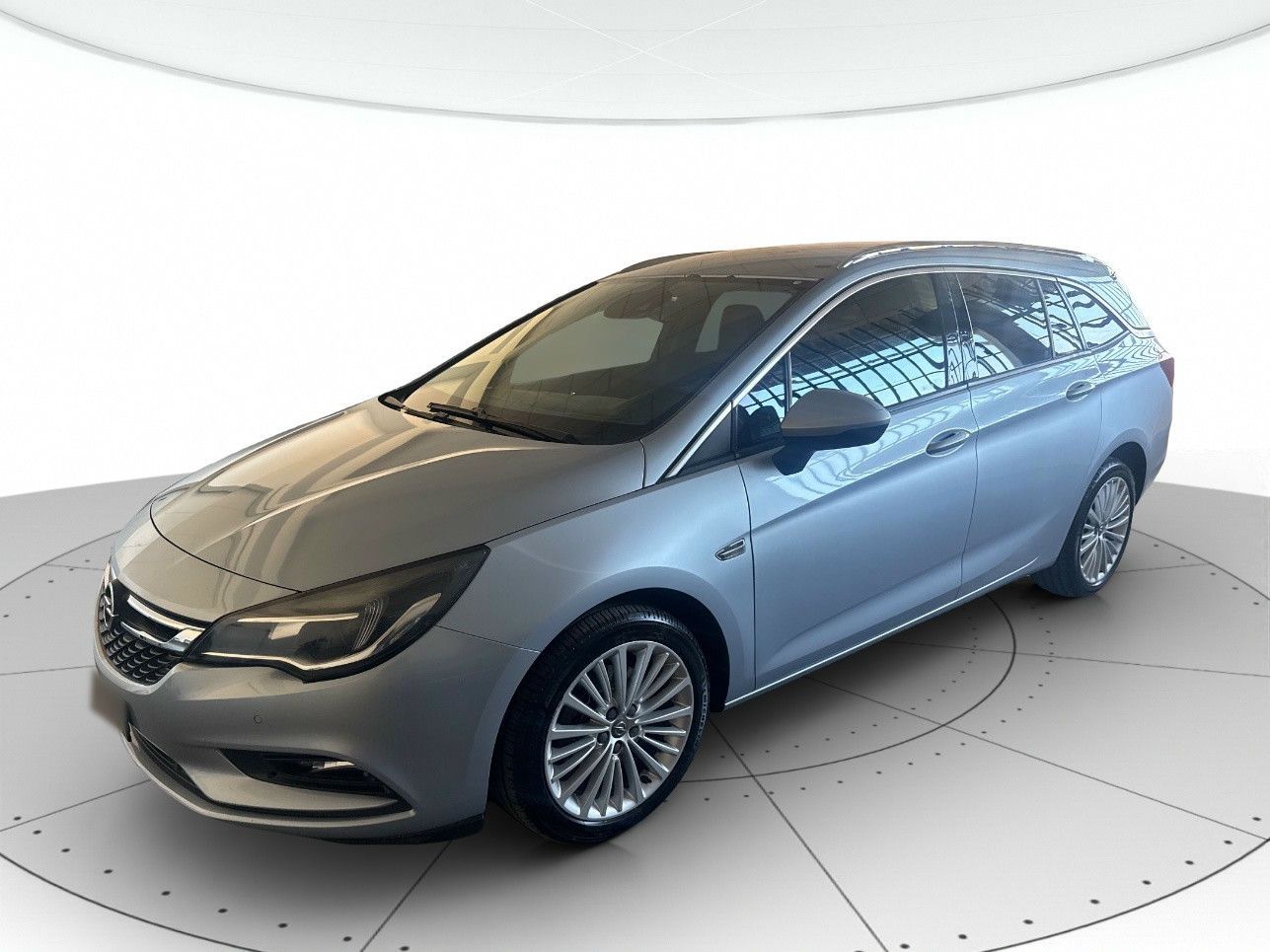 Opel Astra 2017 - foto 1