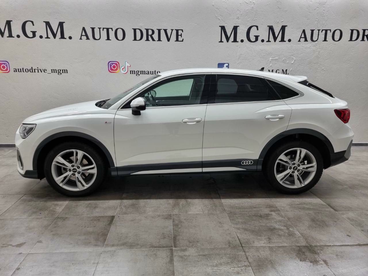 Audi Q3 2021 - foto 1