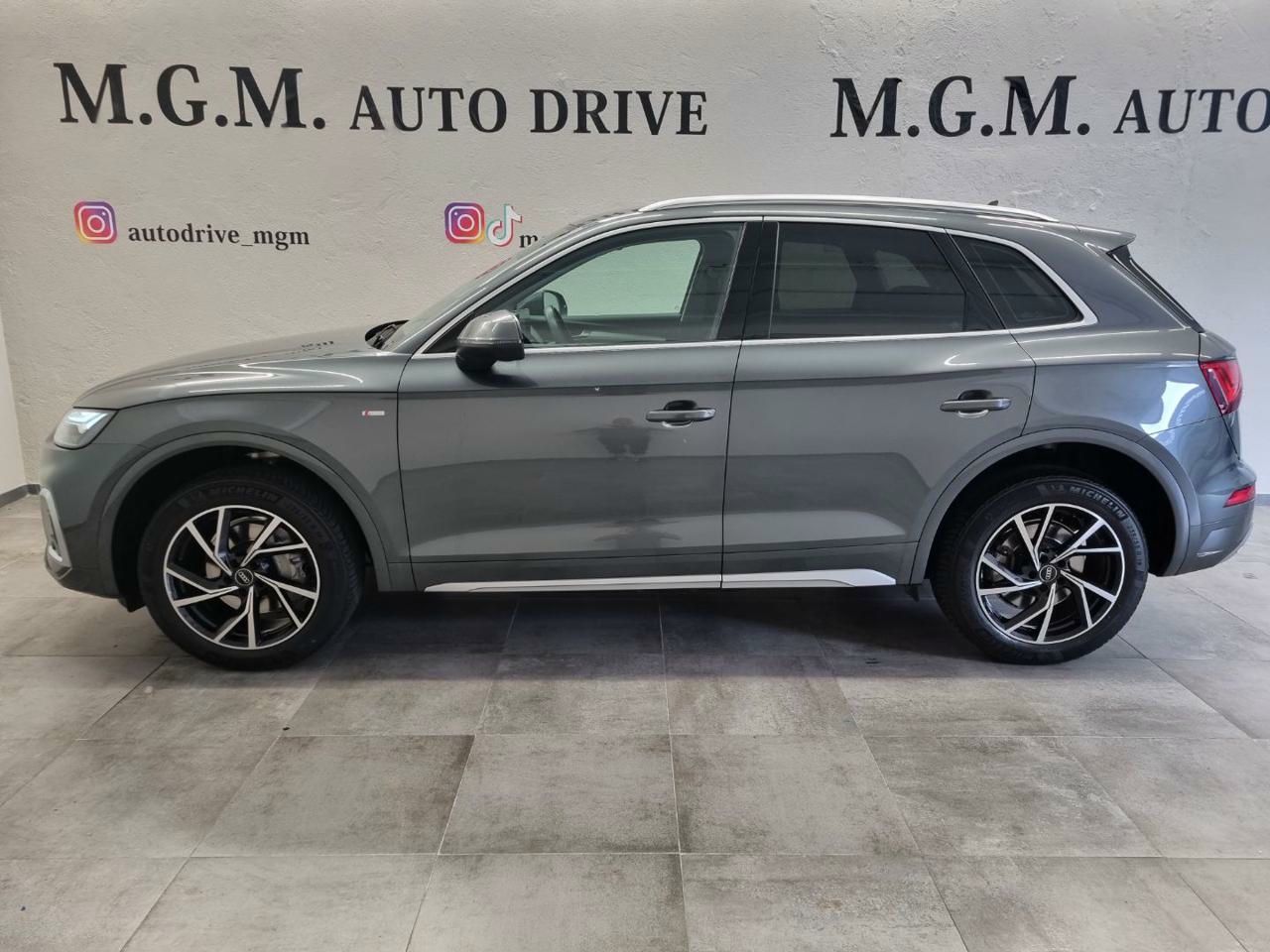 Audi Q5 2022 - foto 1