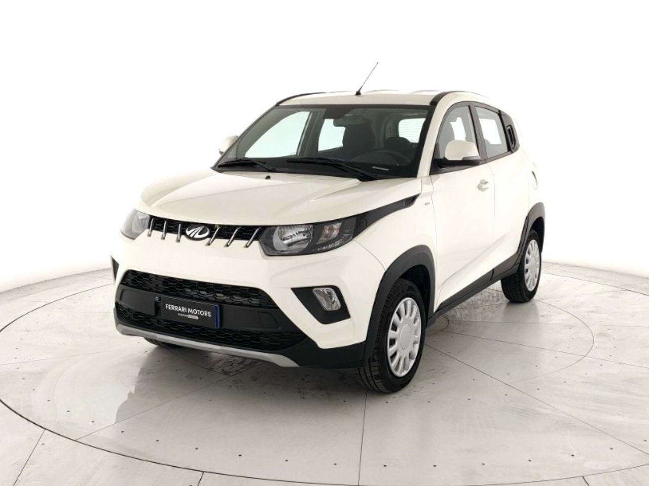 Mahindra KUV100 2025 - foto 1