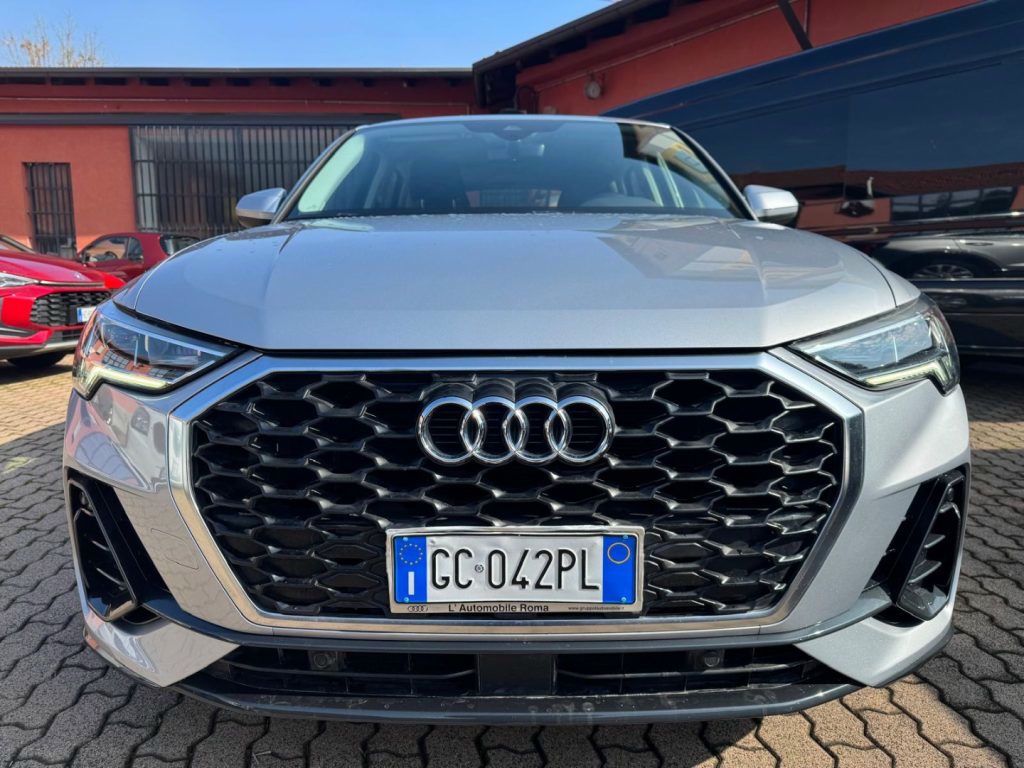 Audi Q3 2020 - foto 1