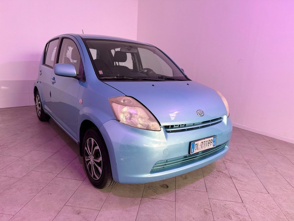 DAIHATSU Sirion 2007 - foto 1