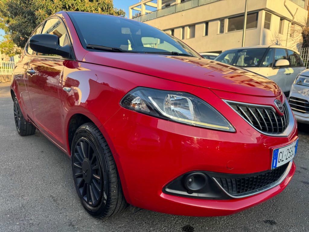 Lancia Ypsilon 2022 - foto 1