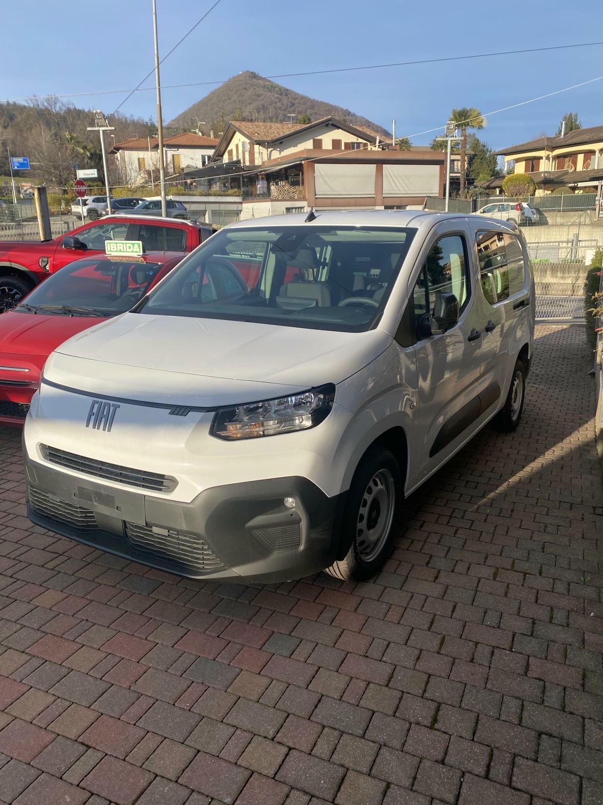 Fiat Doblò Crew Cab 2025 - foto 1