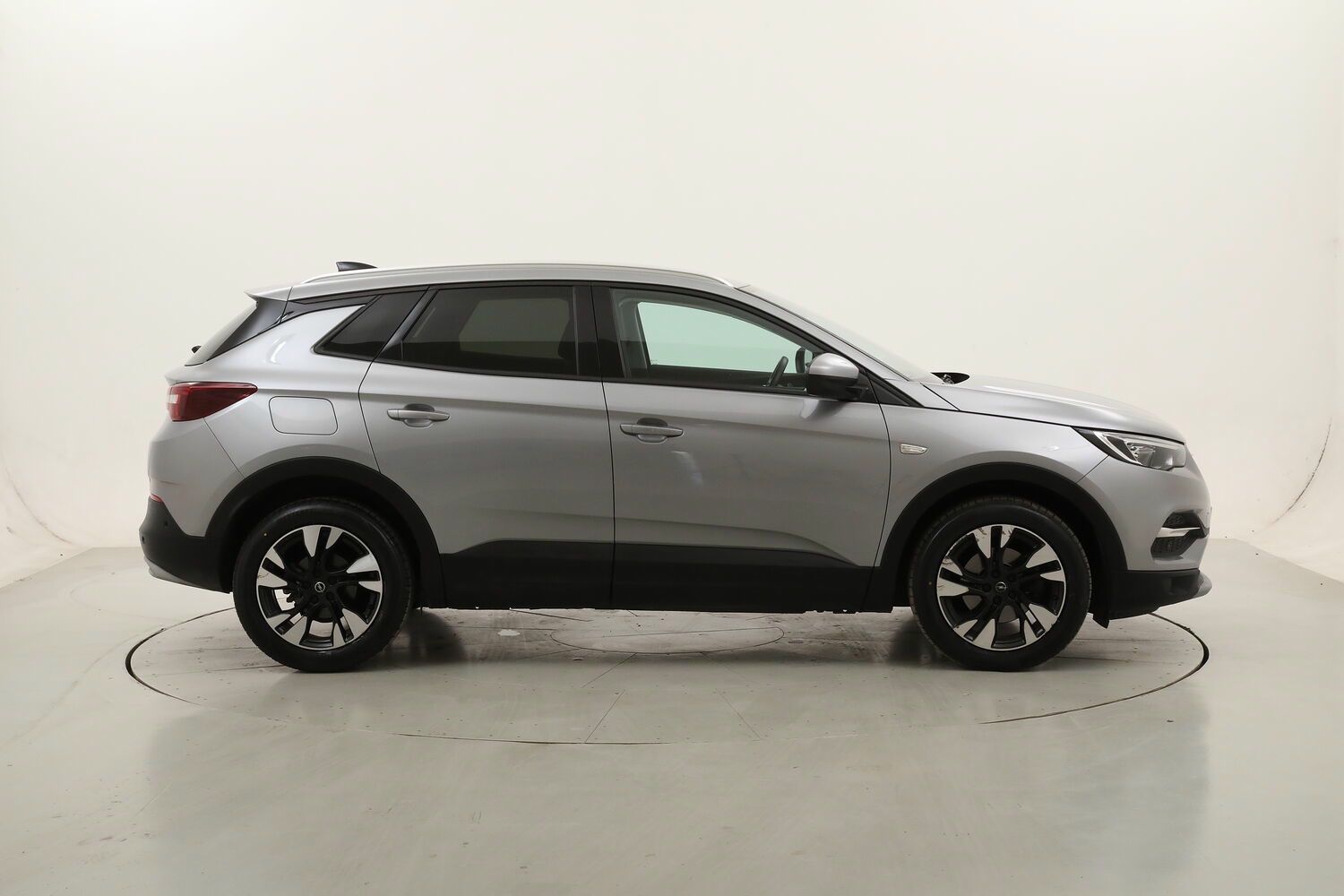 Opel Grandland 2020 - foto 1